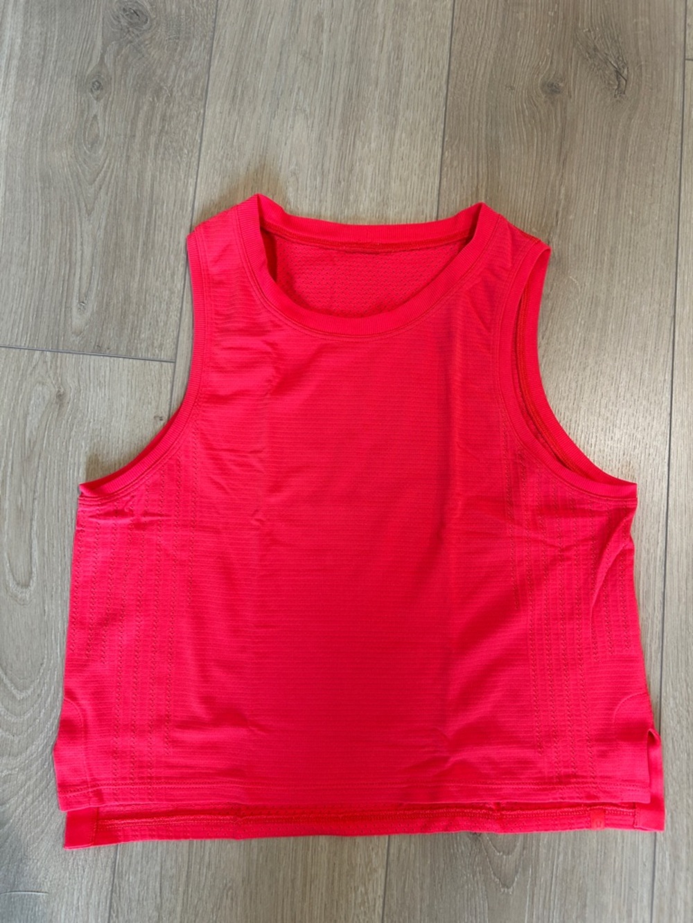Lululemon Swiftly Breathe Crop Tank - Bright Neon Coral size 4